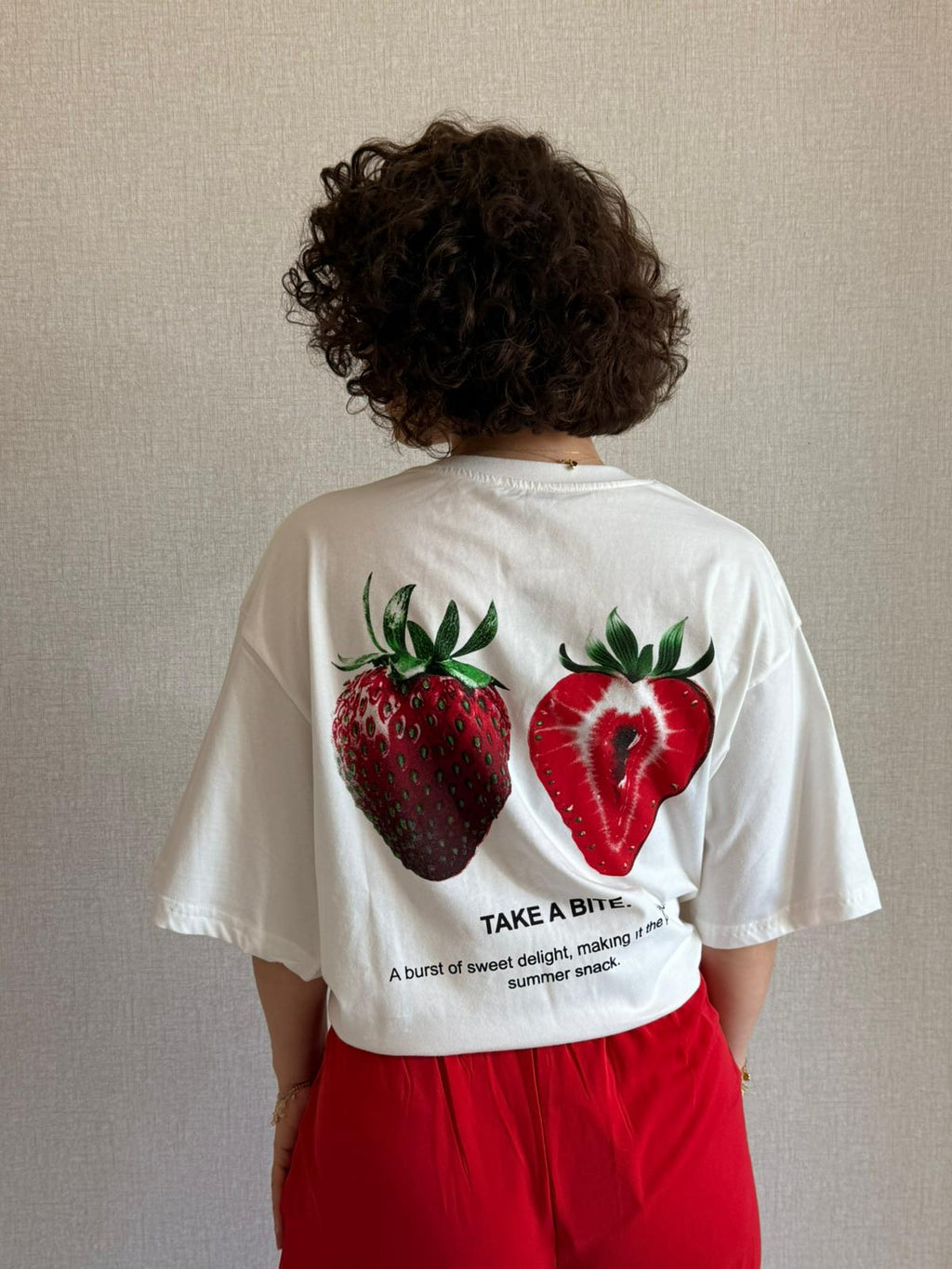Sırtı Baskılı T-Shirt