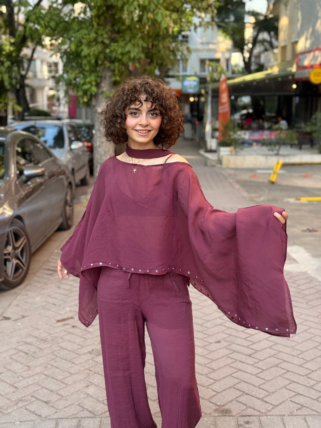 Zımba detaylı pelerin takım (bordo)