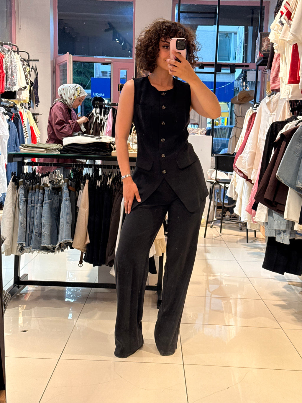 Tensel Kumaş Siyah Yelekli Takım