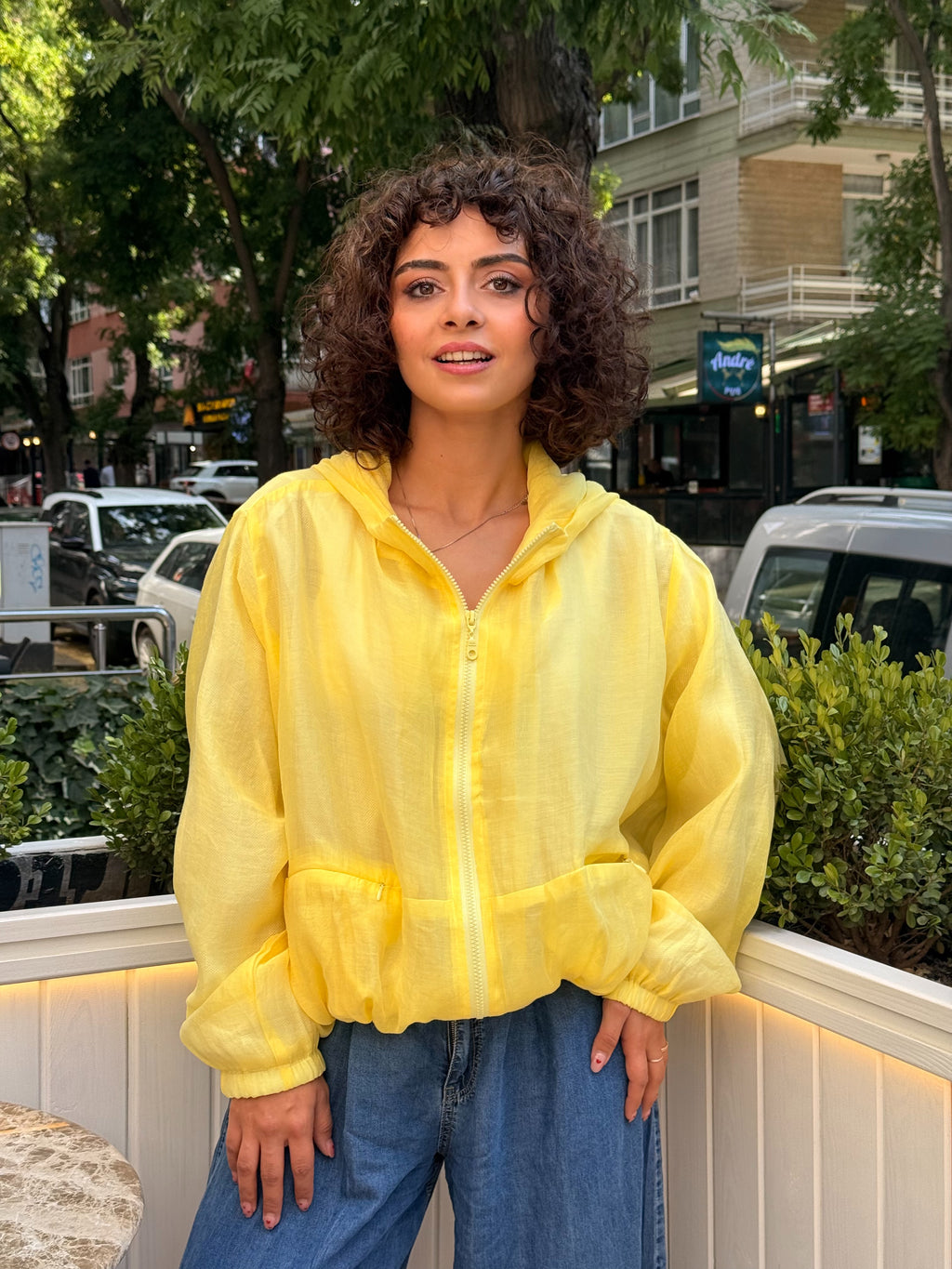 Yağmurluk Sarı