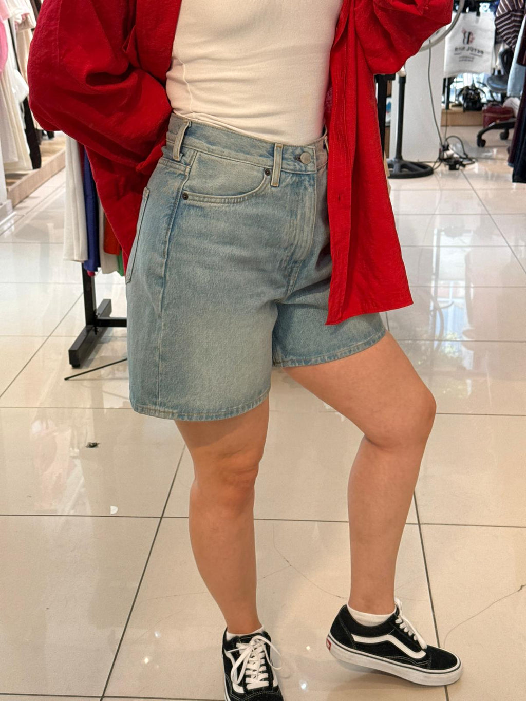 Açık Mavi Yüksek Bel Denim Şort