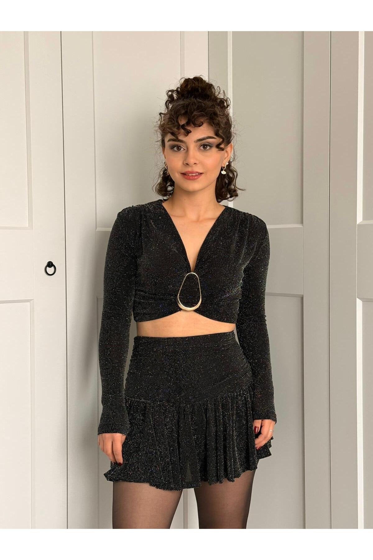 Parlak Dokulu Metal Halkalı Takım -Siyah