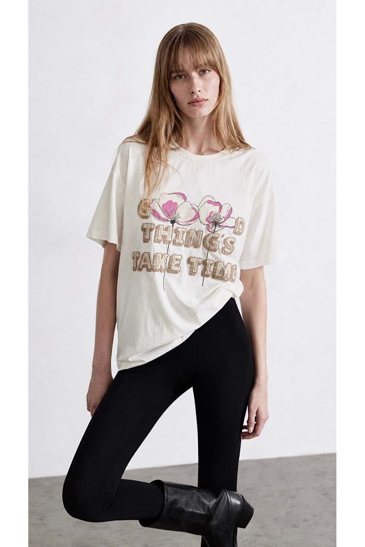 Baskı Nakış Detaylı T-shirt Ekru