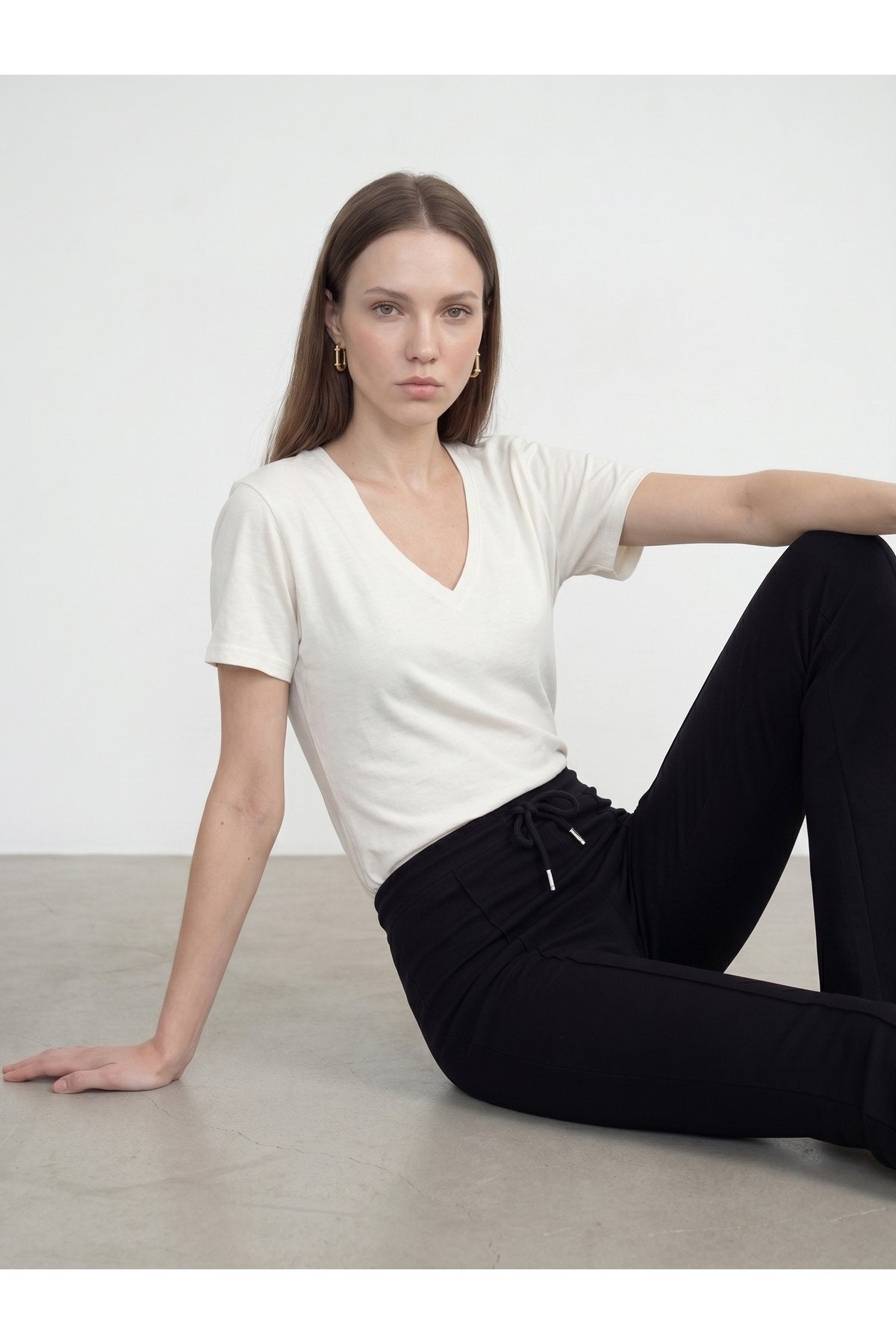 32847 Lyocell Karışımlı V Yaka T-shirt-Ekru