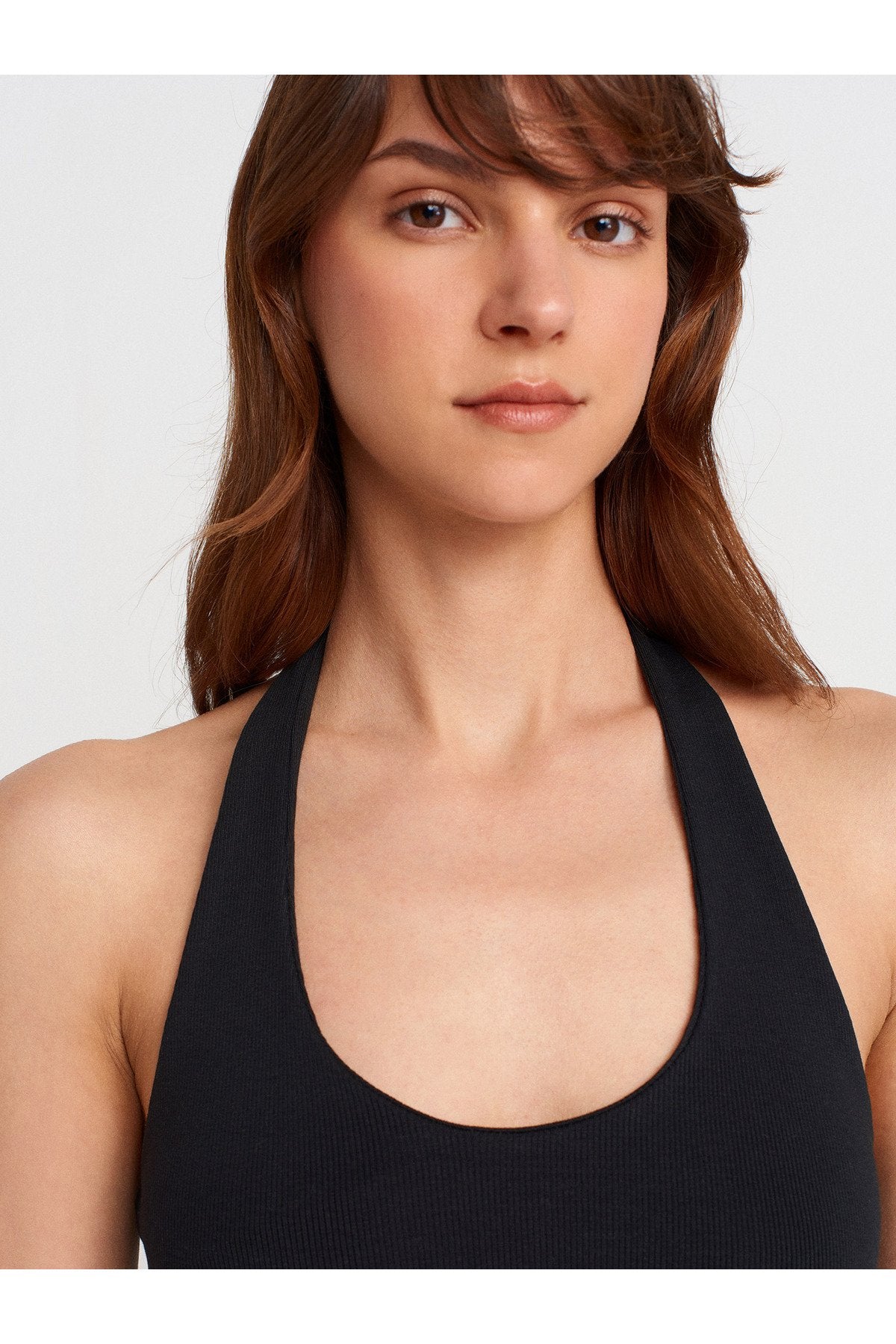 21052 Halter Yaka Top-Siyah