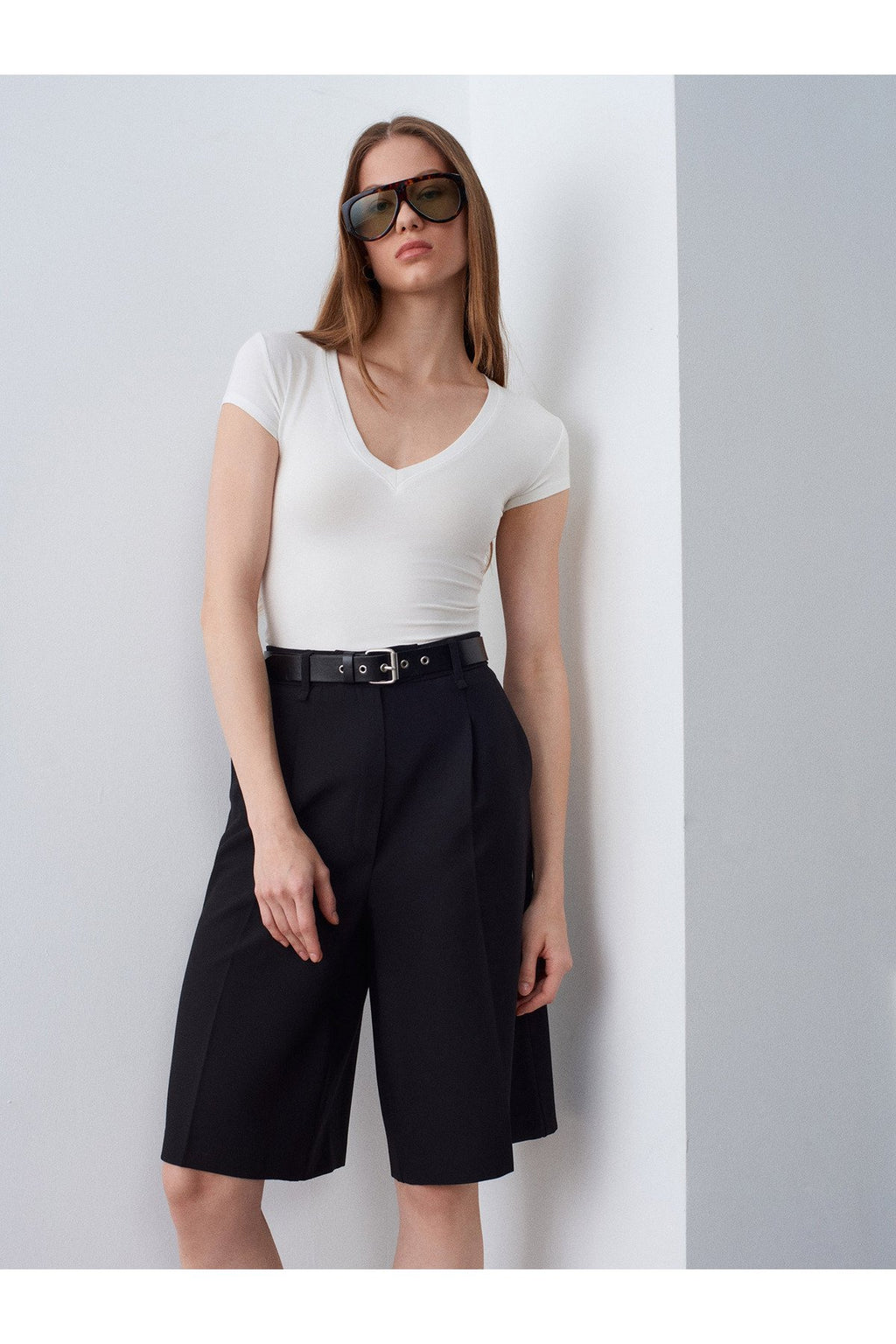 32799 V Yaka Top-Ekru