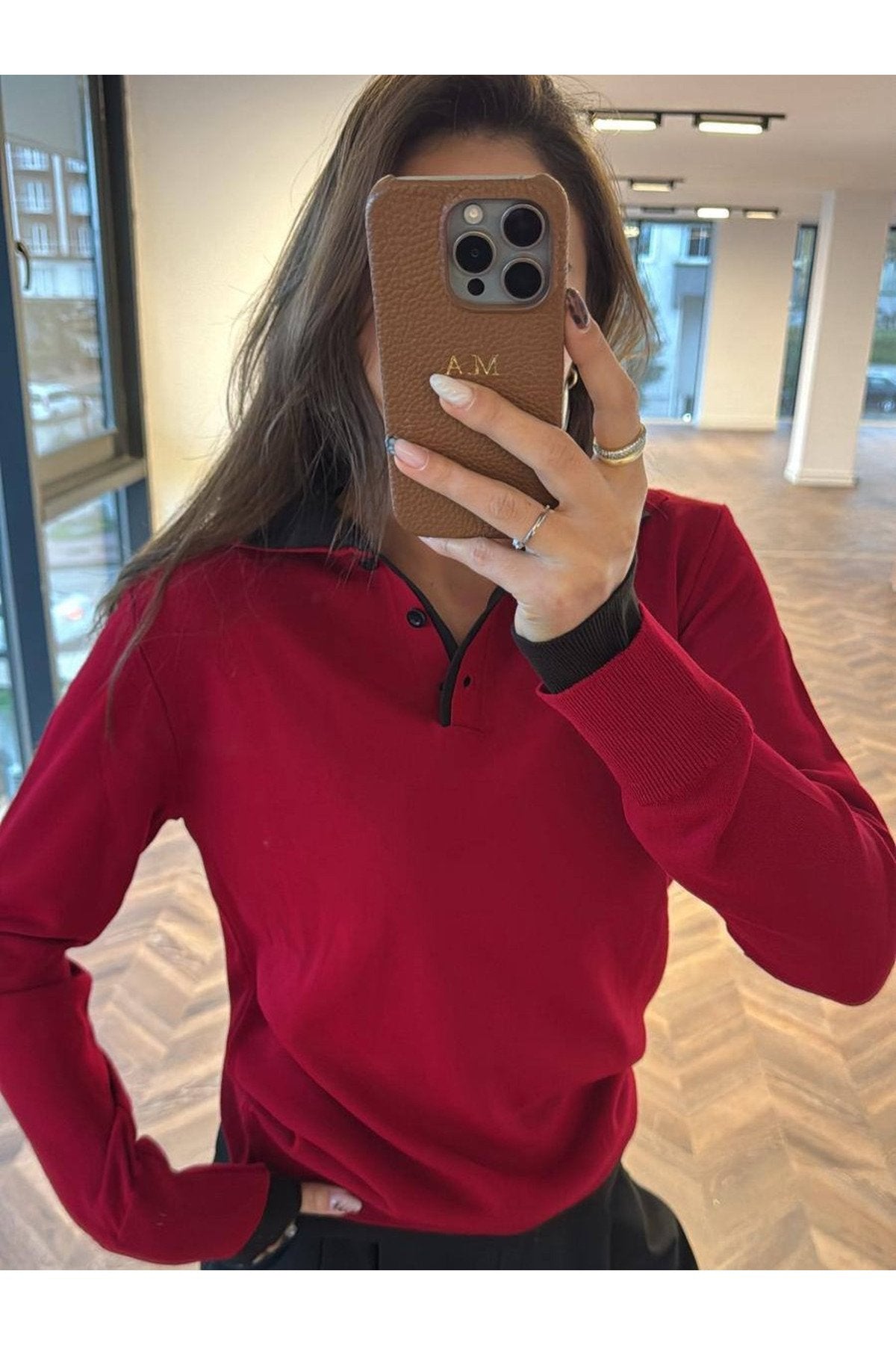 Kırmızı Polo Yaka Acı Kahve Manşet Detaylı Kadın Triko Kazak | Şık ve Rahat Triko