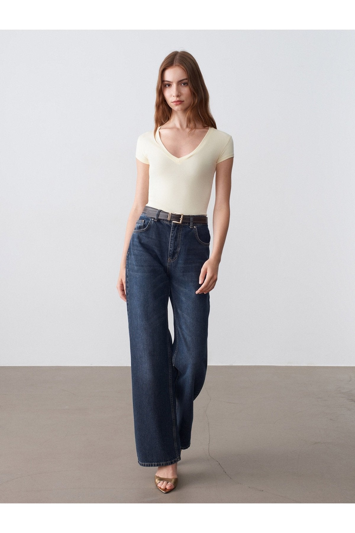 32799 V Yaka Top-Açık Sarı