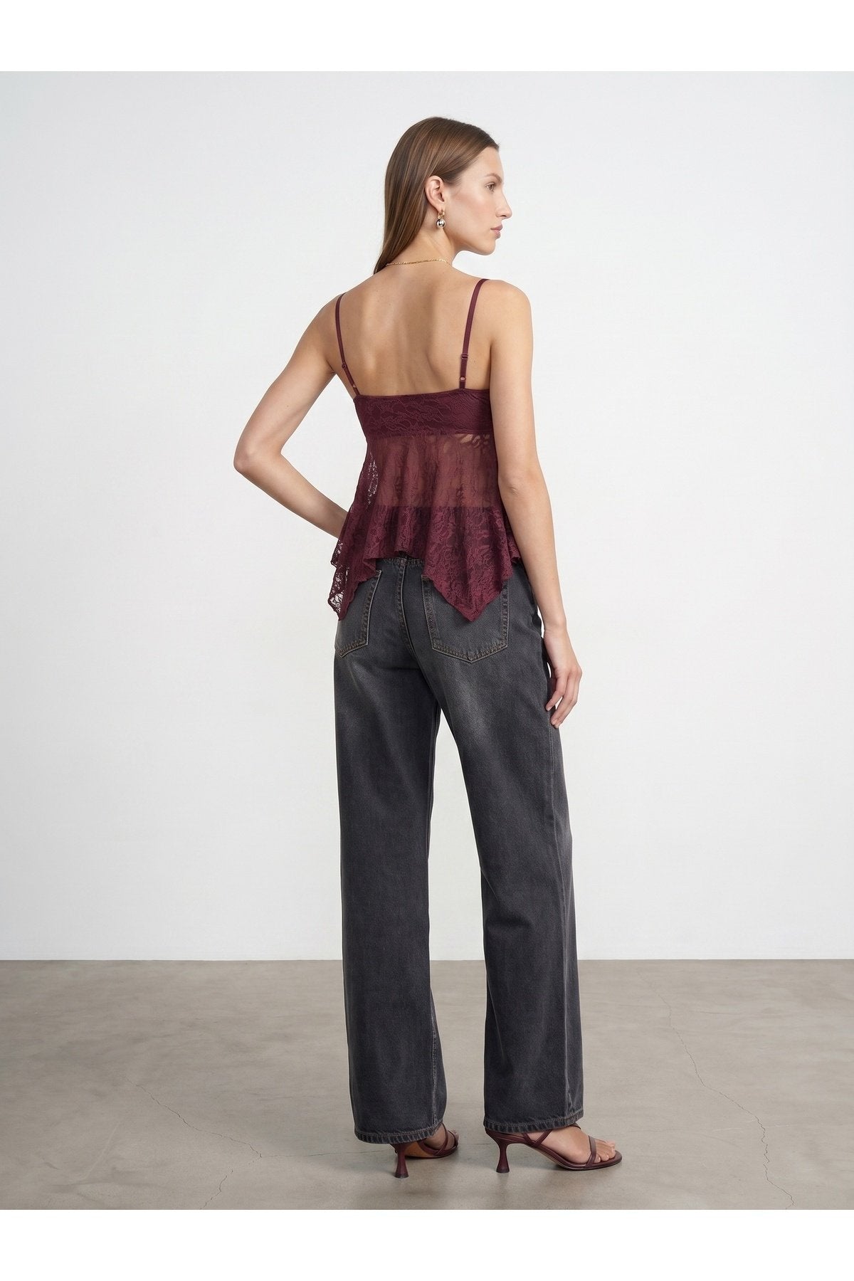 32768 Askılı Dantel Top-Bordo