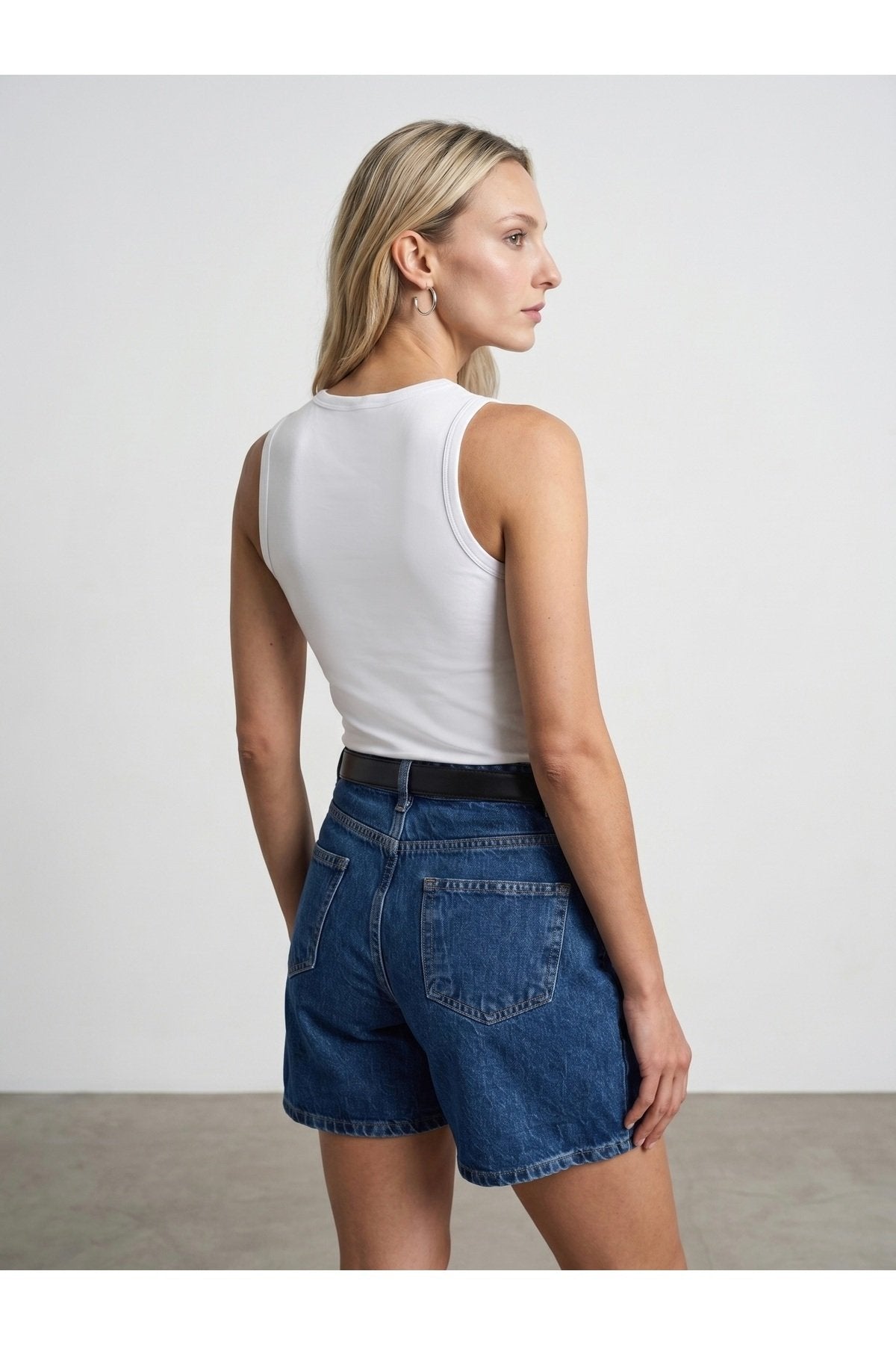 21259 Bisiklet Yaka Top-Beyaz