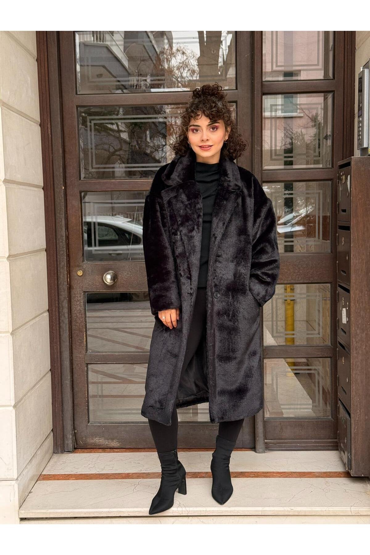 Oversize Peluş Kaban -Siyah