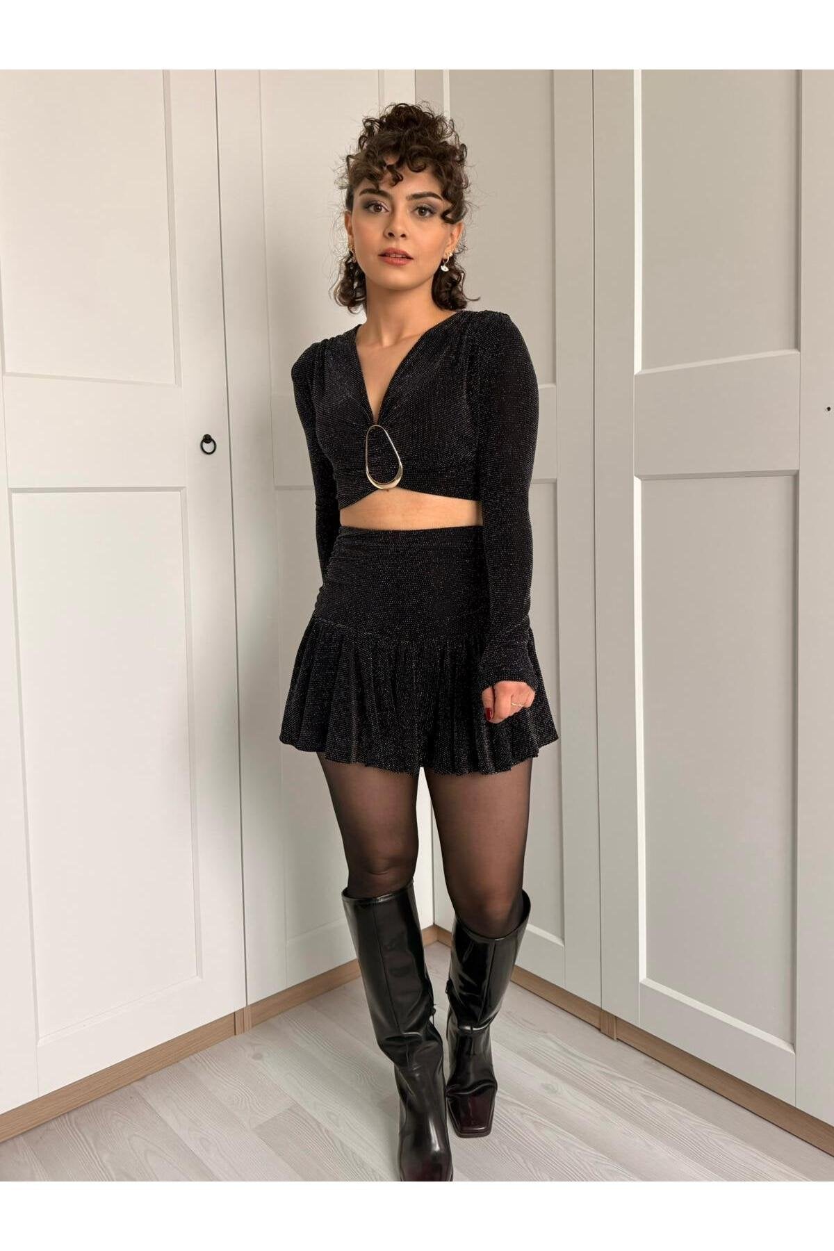 Parlak Dokulu Metal Halkalı Takım -Siyah