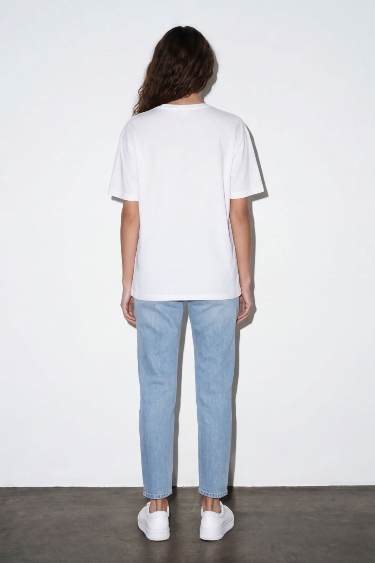 Nakış Detay Tshirt